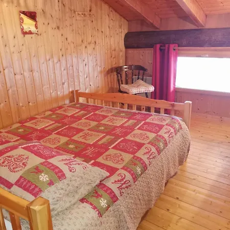 Demi-chalet L'ancolie -- Prox Pistes Les Carroz d'Araches